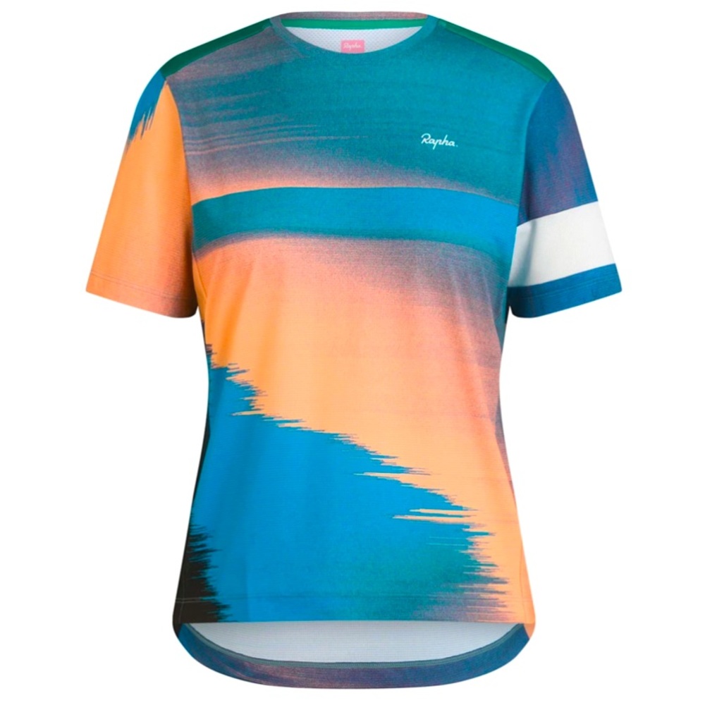 NWT WOMEN'S EXPLORE TECHNICAL T-SHIRT - Size L a limited edition design